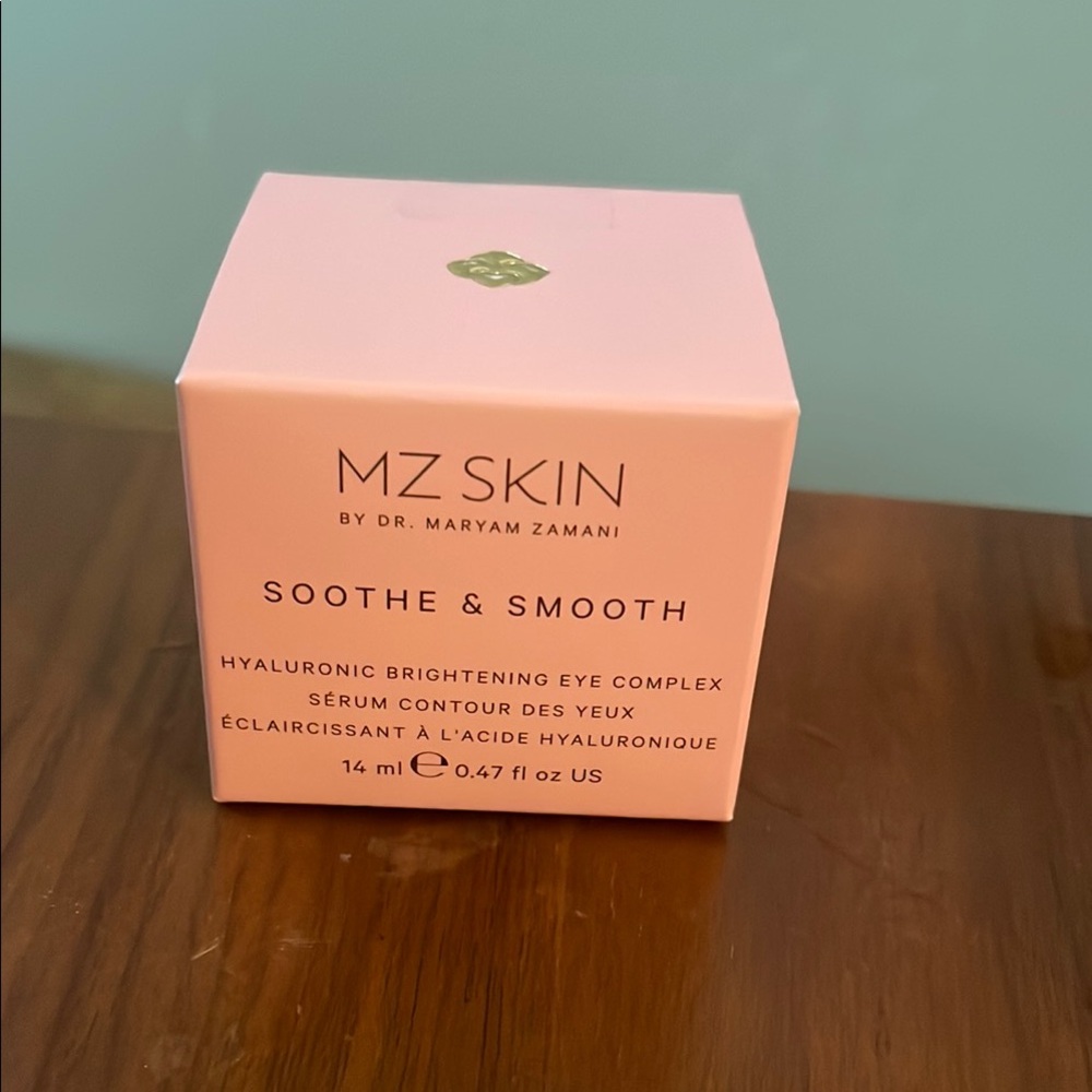 Skin Soothe & Smooth Hyaluronic Brightening Eye Complex - Pink